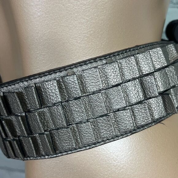Burberry Gunmetal Silver Gray Leather Belt Large